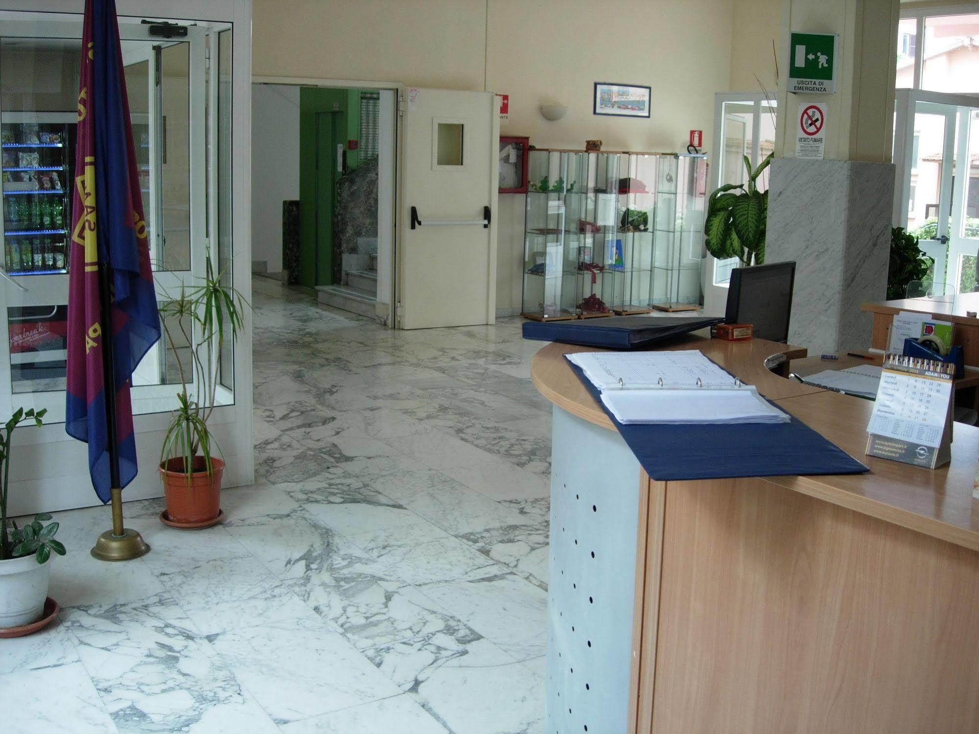 Foresteria Roma Esercito Della Salvezza Exterior foto